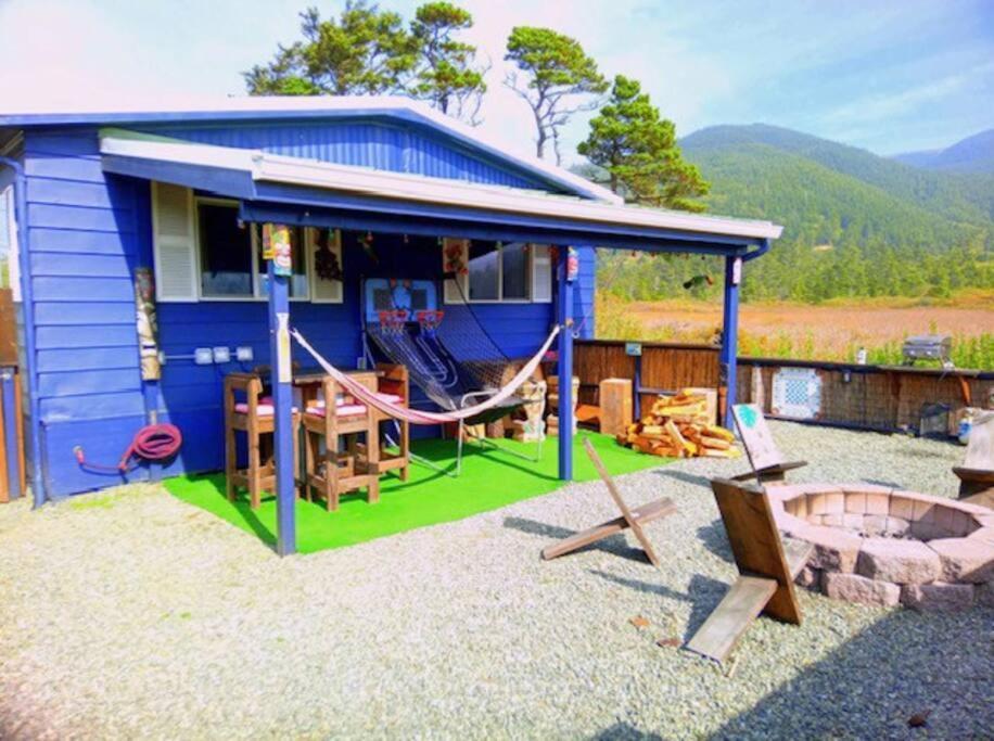 Tiki Escape W/ Amazing Mountain And Marsh Backdrop Villa Рокълей Бийч Екстериор снимка